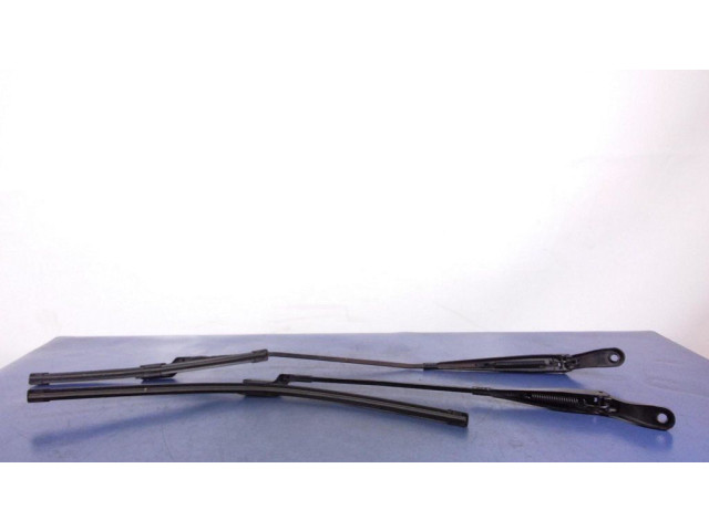 Ножка стеклоочистителей лобового стекла