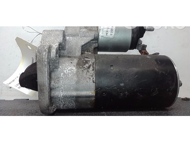 Масляный насос K9K_608 233001073R Renault Clio IV