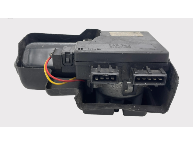 Моторчик дворников 60614944, 22147014 Alfa Romeo 166