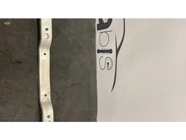 Другая часть передней ходовой части