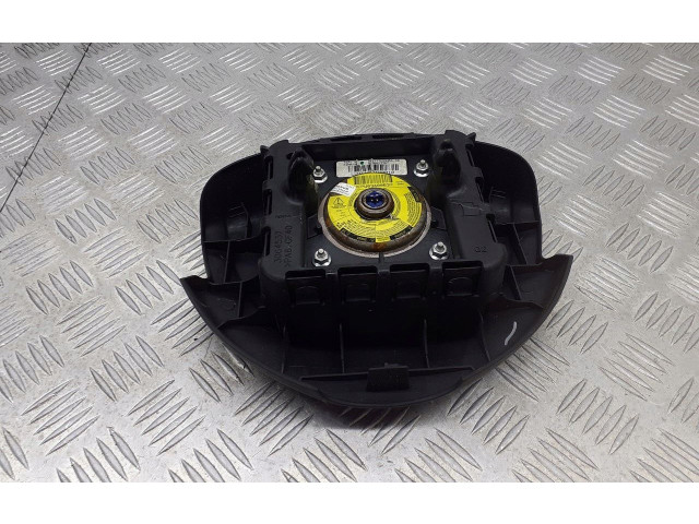 Подушка безопасности водителя 8200823307   Dacia Sandero