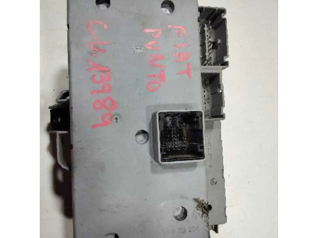 Pojistková skříňka 51744896 Fiat Punto Evo 2005