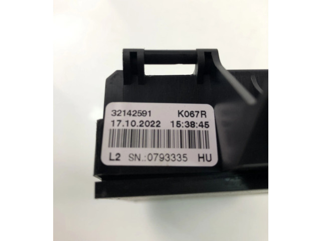 Блок предохранителей 32142591, NO3093 Volvo XC90