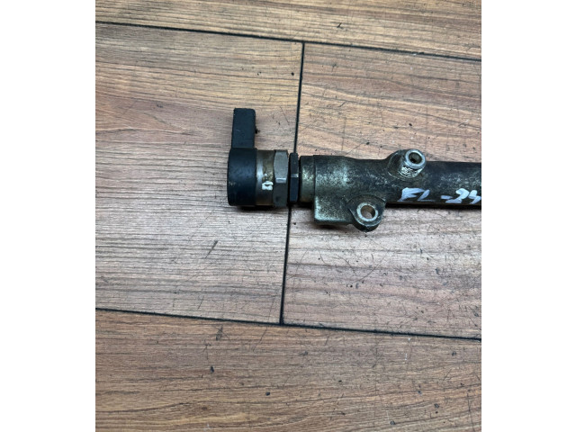 Топливная рампа 0445214030, 022730L5 BMW 5 E60 E61