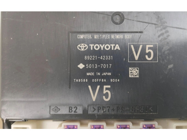 Pojistková skříňka 8273042890A, 8922142331 Toyota RAV 4 (XA50) 2019