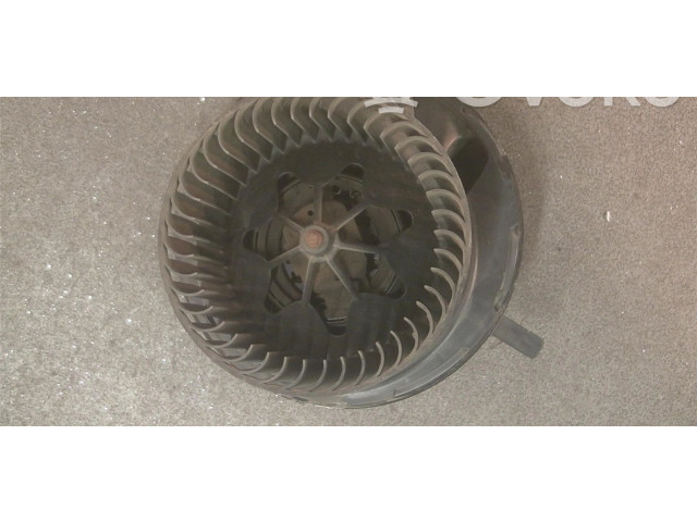 Вентилятор печки    3C0907521B   Volkswagen Touran I