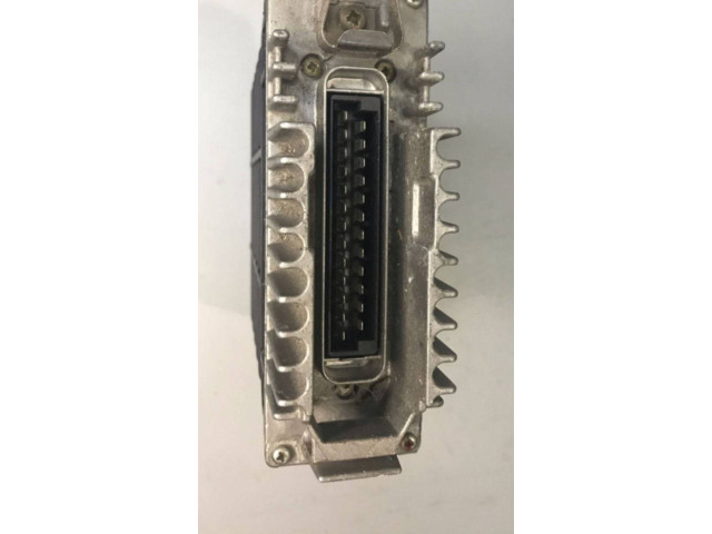 Řídící jednotka 0095452632, 0281001100   Mercedes-Benz E W124 1988