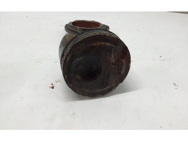  Поршень с шатуном  JT4E6K100FA  Ford F150  