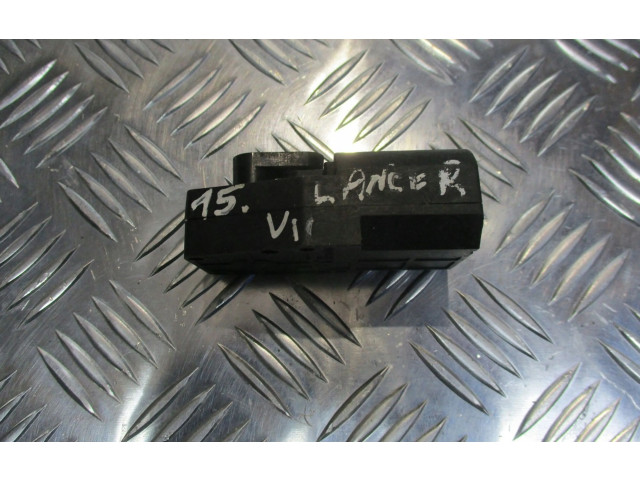 Pojistková skříňka Модуль кузова 502752-2900 Nissan Primera 1999