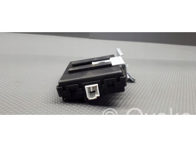 Другие блоки управления / модули Hyundai i10 2007-2012 года 95800B9000