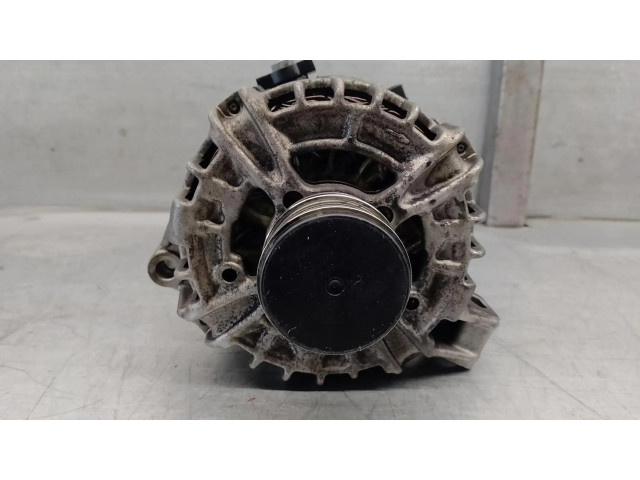 Генератор 30659131, 0125811005   Volvo V60 2.0     