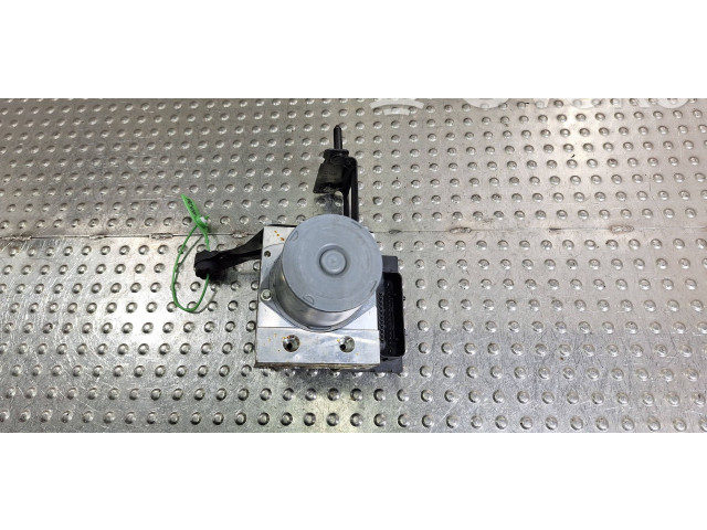 Блок АБС 3424682, 3424683   BMW  X3 E83  2003 - 2010 года