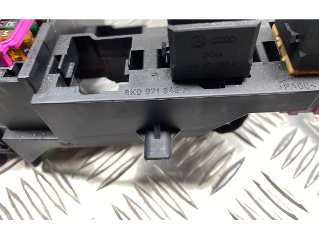 Pojistková skříňka 8K0971845A Audi S5 2012