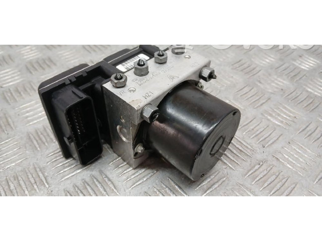 Блок АБС 6R0614117F, 0265232276 Skoda Fabia Mk2 (5J) 2007 - 2014 года