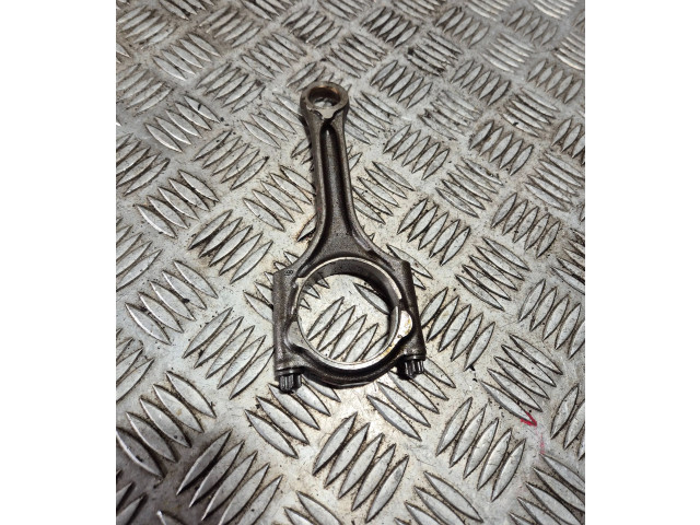 Шатун  B4204T11, 31401957    Volvo XC60  