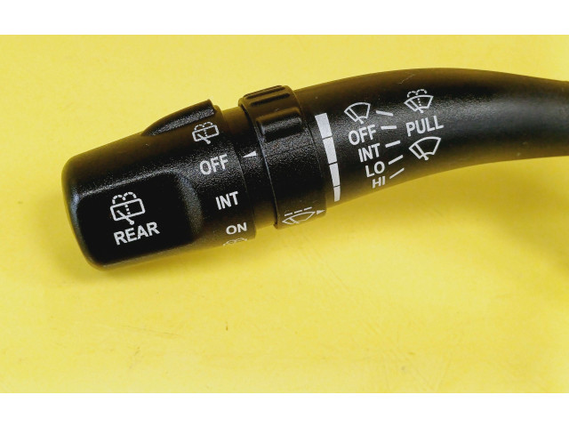 Vstřikovač 934204D500 KIA Carnival