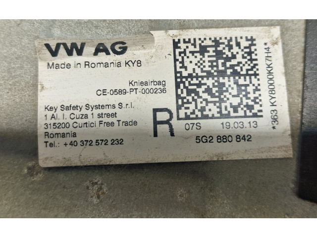 Подушка безопасности для колен 5G2880842 Skoda Octavia Mk3 (5E)