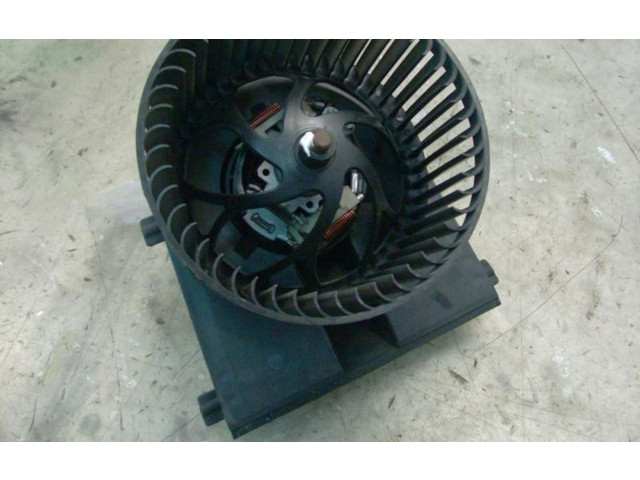 Вентилятор печки Volkswagen Golf SportWagen