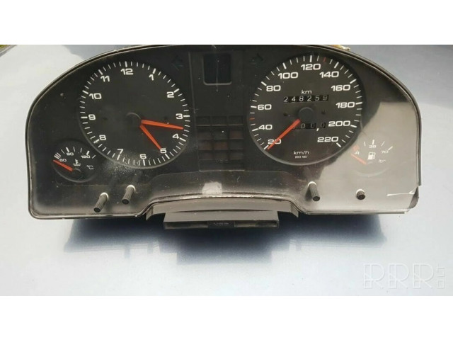 Панель приборов 893919033BA Audi 80 90 S2 B4