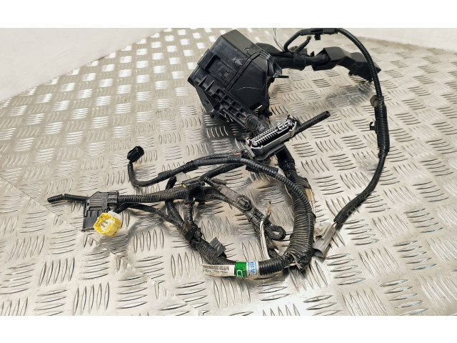   Pojistková skříňka 821114AX01, B0154210916   Toyota RAV 4 (XA50) 2022