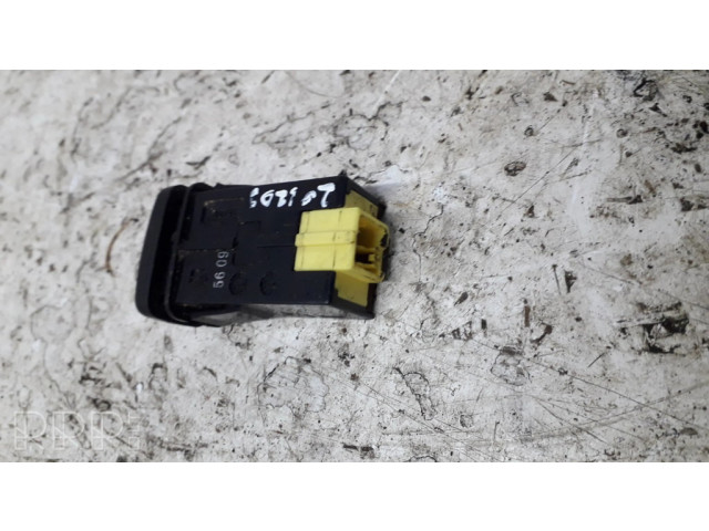 Включатель противотуманных фар