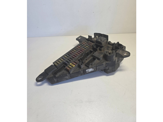 Pojistková skříňka 6906618 BMW 5 E39 2003