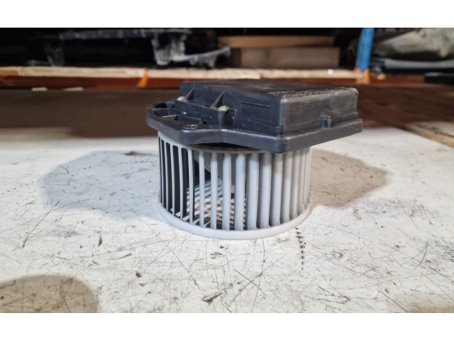 Вентилятор печки       Mitsubishi Outlander