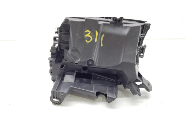 Блок предохранителей  A2465400024, A2465400182   Mercedes-Benz CLA C117 X117 W117    