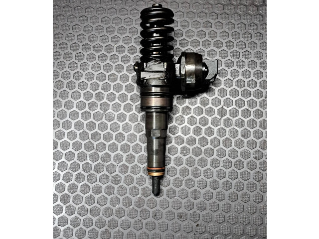 Форсунка 038130073BN, 038130073BL    Volkswagen Touran I   