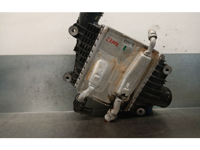 Интеркулер GX736K775AE, GX736K775AE Jaguar XE