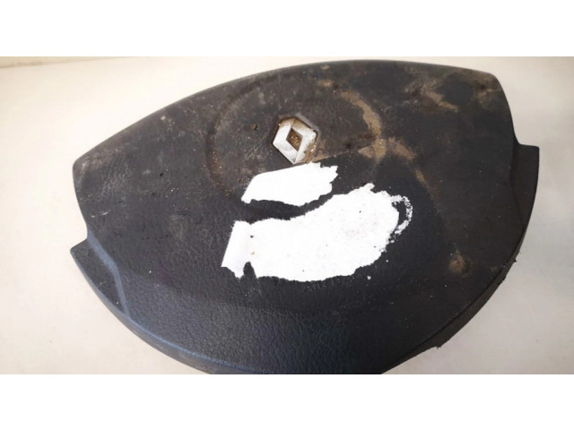 Подушка безопасности водителя 8200616025   Renault Clio II