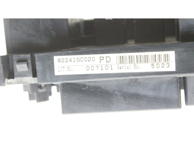 Блок предохранителей  82241SC020   Subaru Forester SH    