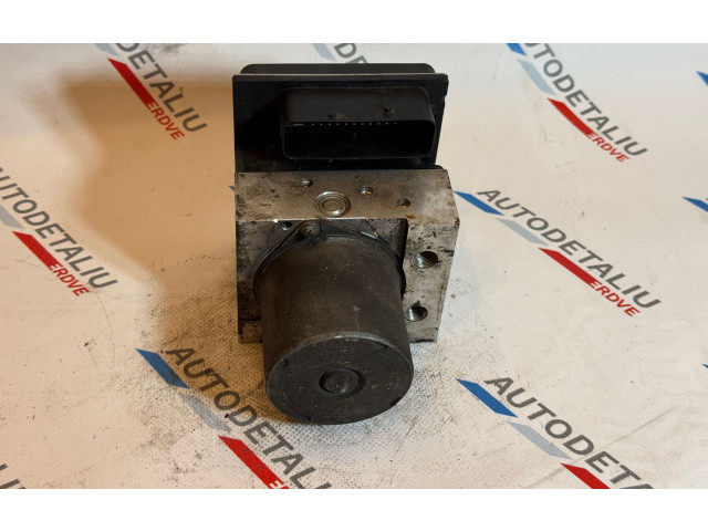 Блок АБС 6768829, 6768831 BMW X3 E83 2003 - 2010 года