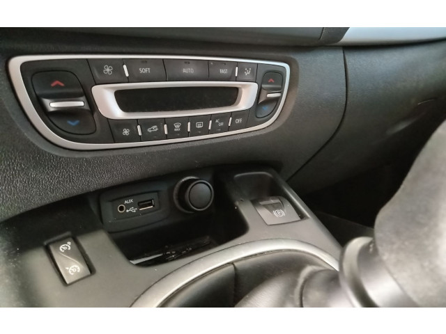 Блок управления климат-контролем Renault Scenic III Grand scenic III