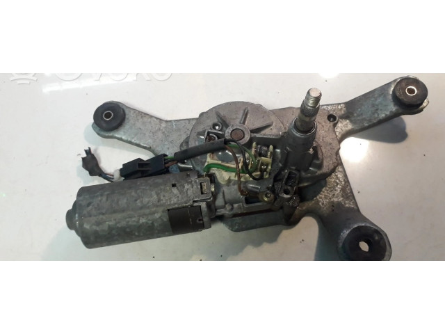 Моторчик заднего дворника 0390201528 Mitsubishi Carisma