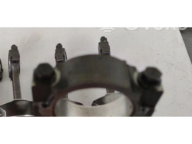 Поршень с шатуном Chevrolet SS