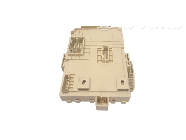 Блок предохранителей 91957J7720 KIA Xceed