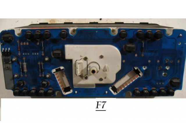 Панель приборов 466635, VDO   Volvo 440       