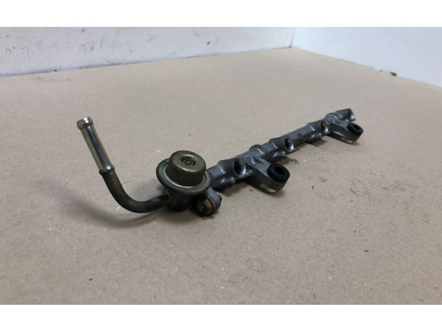 Топливная рампа    Daihatsu YRV   для двигателя K3-VE