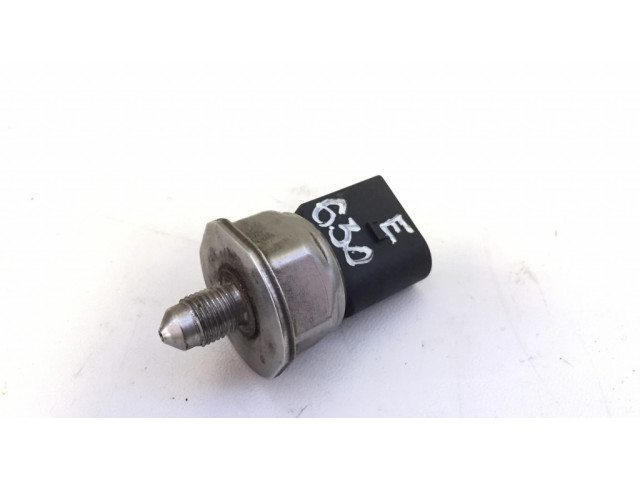 Датчик уровня горючего