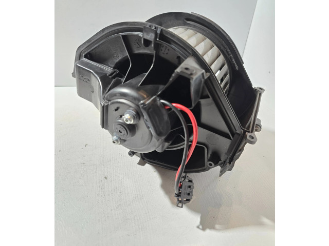 Вентилятор печки       Audi A6 S6 C6 4F