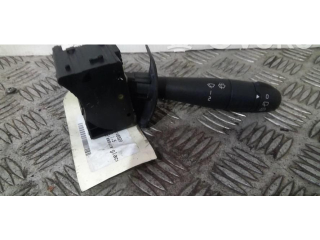 Ручка стеклоочистителей 6001551357 Dacia Sandero