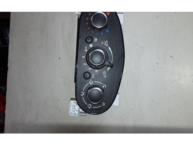 Блок управления климат-контролем    Dacia Duster