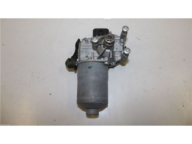 Моторчик заднего дворника 2029450    Ford Ka