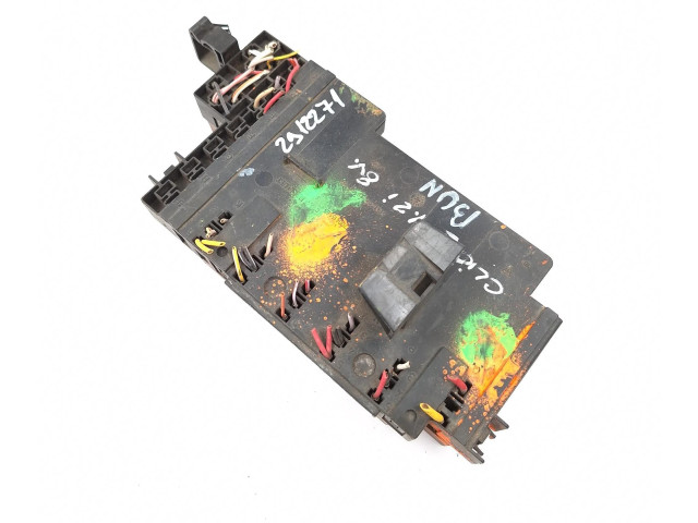 Блок предохранителей 216522174B, 21652217 Renault Clio II