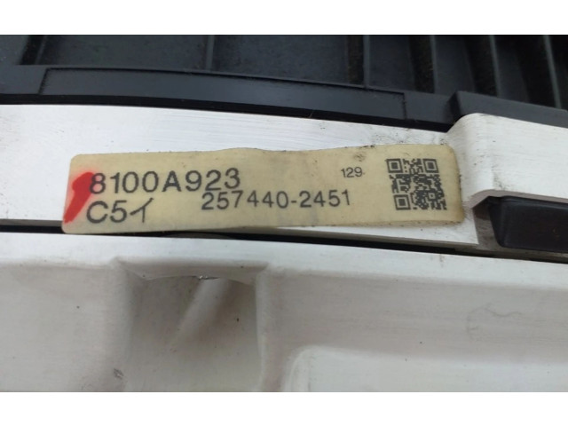 Панель приборов 8100A923, 2574402451 Mitsubishi Grandis