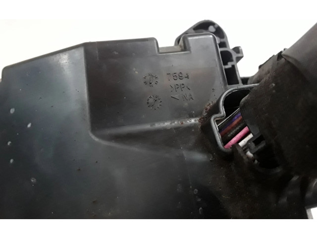 Блок предохранителей 7594 Mitsubishi Outlander