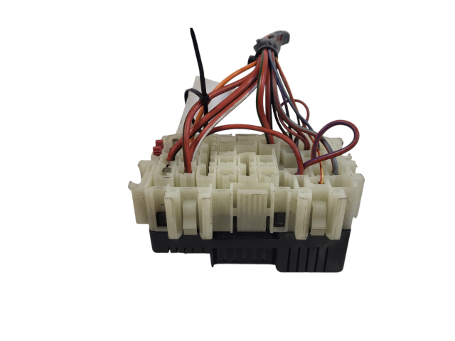 Блок предохранителей 6G9T14C507    Volvo V70   