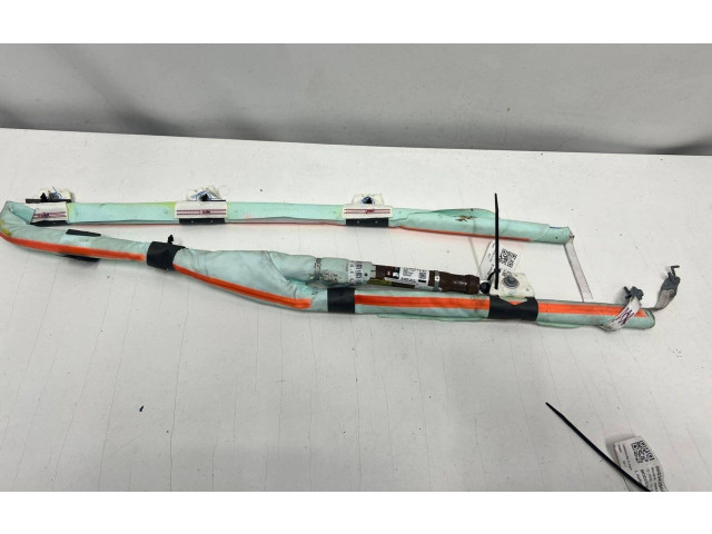 Боковая подушка безопасности Tesla Model Y