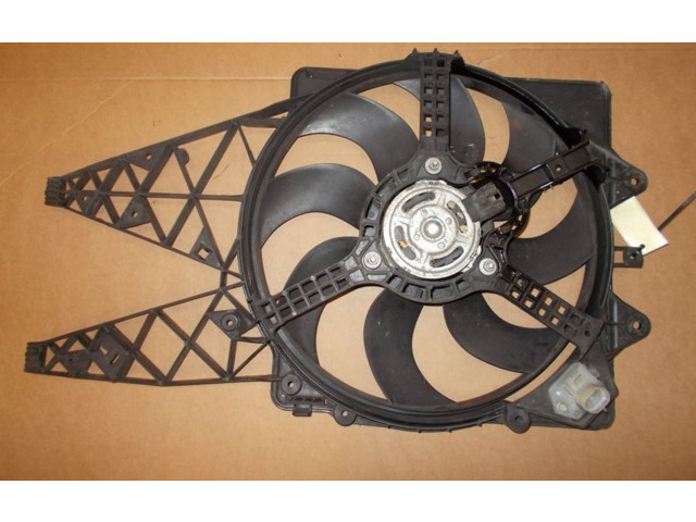 Вентилятор радиатора 51813582, 51813582 Alfa Romeo Mito